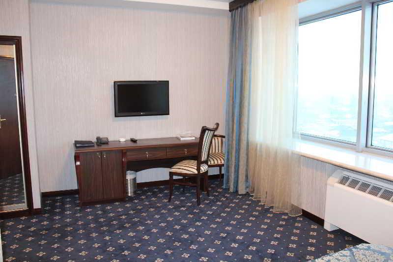 Royal Palace Hotel Almaty Exterior photo