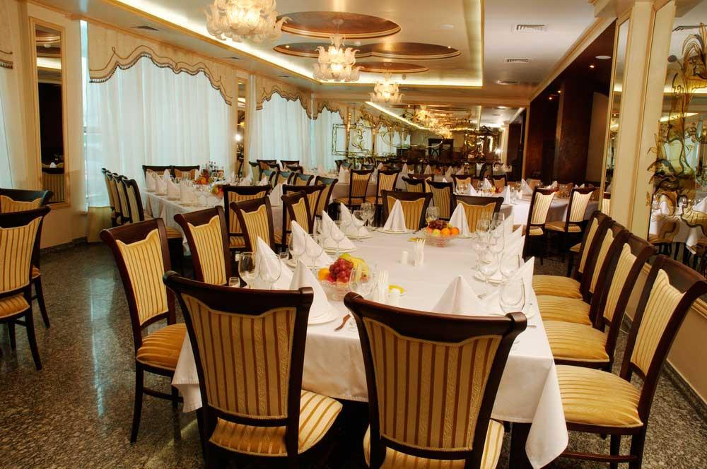 Royal Palace Hotel Almaty Exterior photo